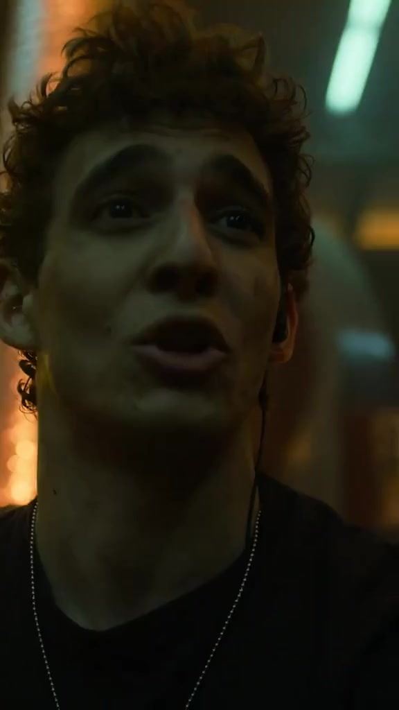 Money Heist :Stealing 90tons of gold 💰 thumbnail